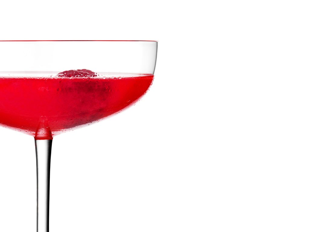 gordons-gin-cocktail-pink-lady_bg